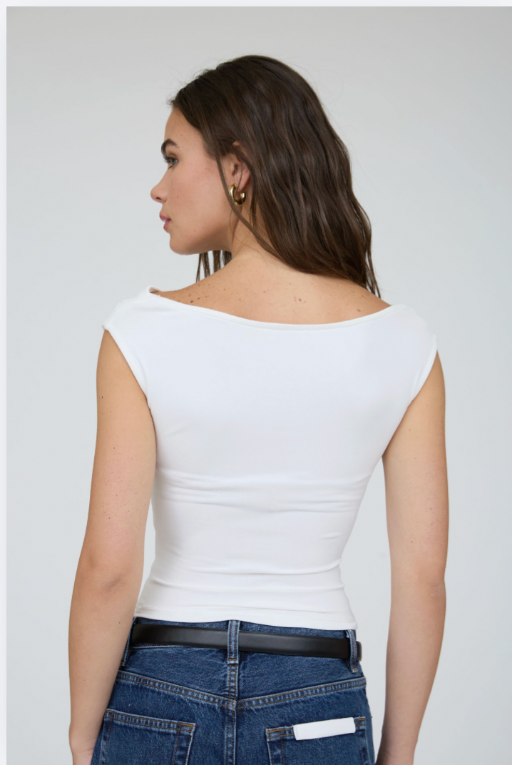 PRE ORDER: Boat Neck Seamless Knit Top